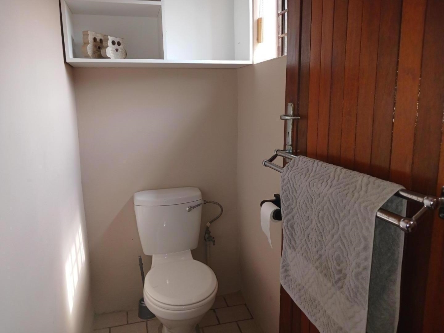 5 Bedroom Property for Sale in Dana Bay Western Cape